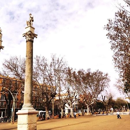 Estudio Morgado.Tranquilidad. Calle Amor De Dios! Seville Luaran gambar